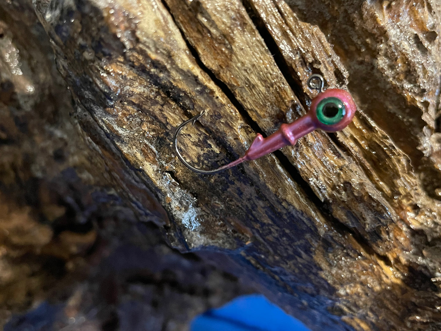 Round head with eyes