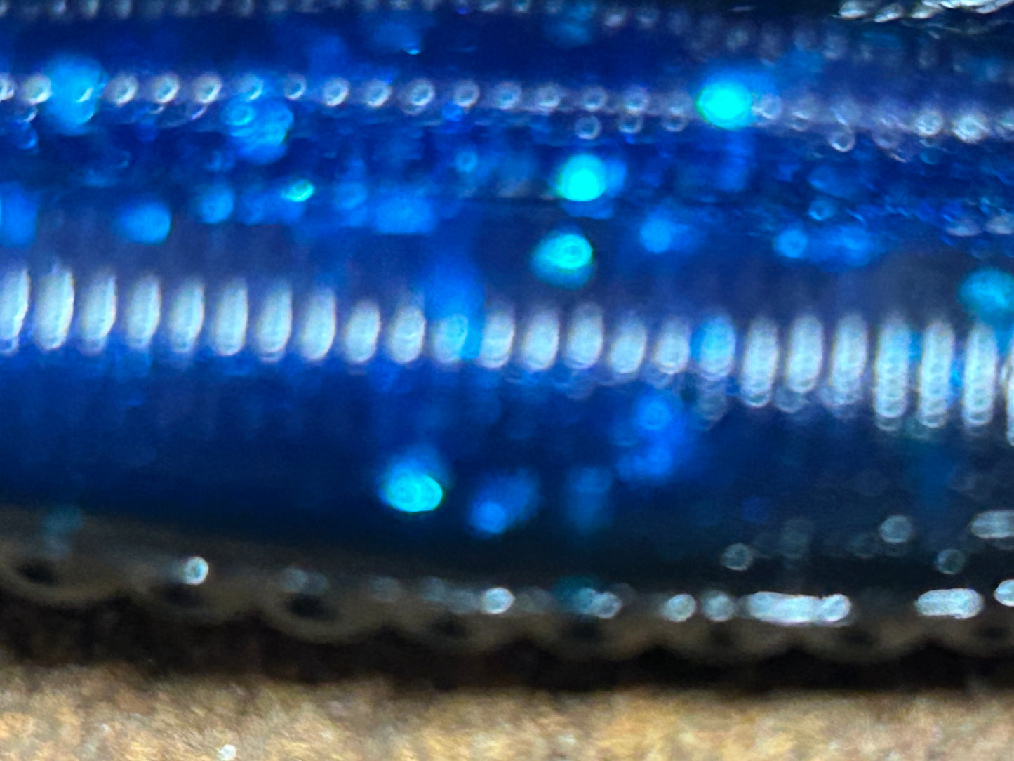 Black / Blue qty 8