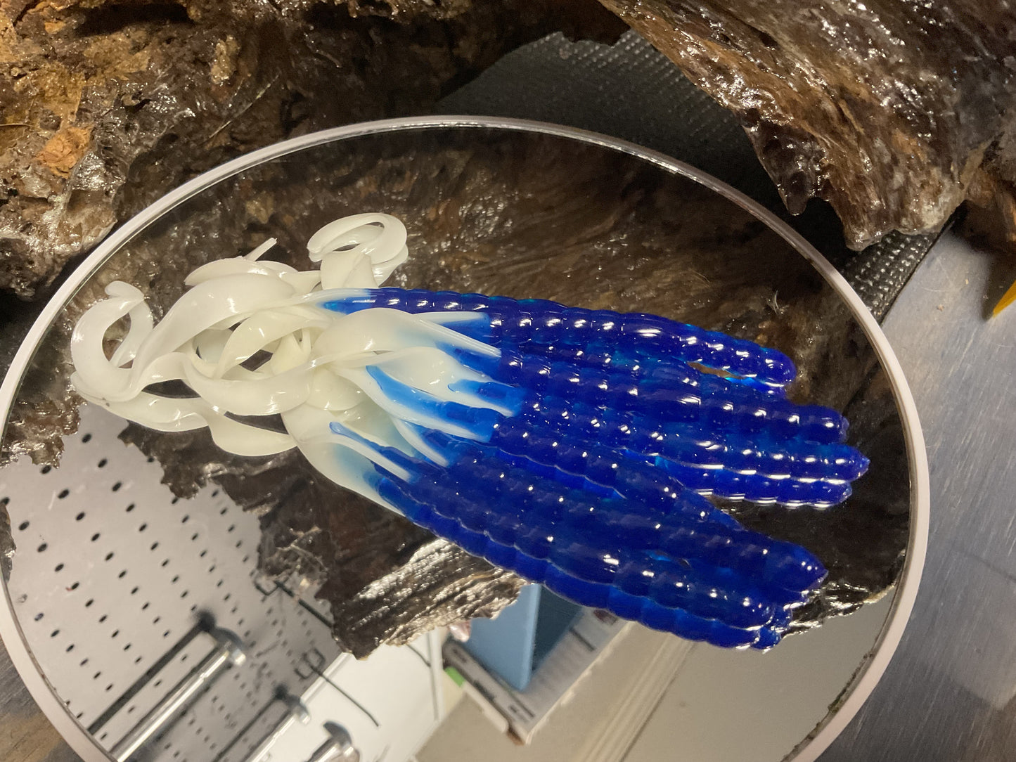 Phthalo Blue White Tail